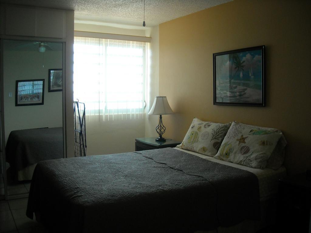 Ocean Front Apartment 루키요 외부 사진