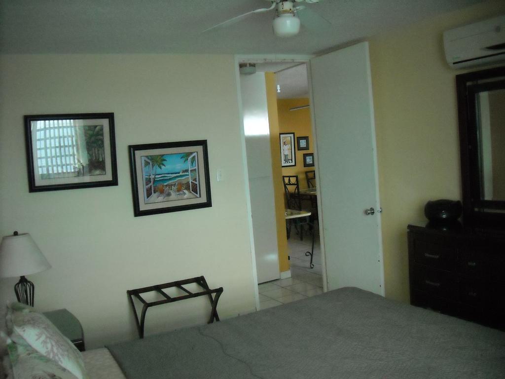 Ocean Front Apartment 루키요 외부 사진
