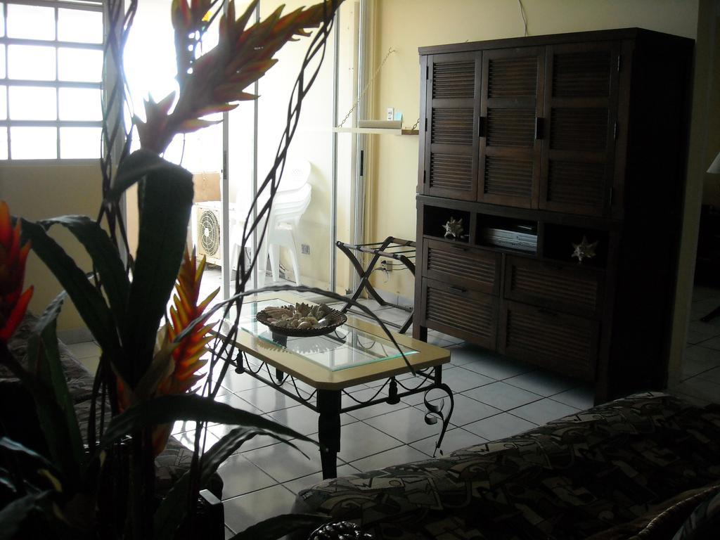 Ocean Front Apartment 루키요 외부 사진
