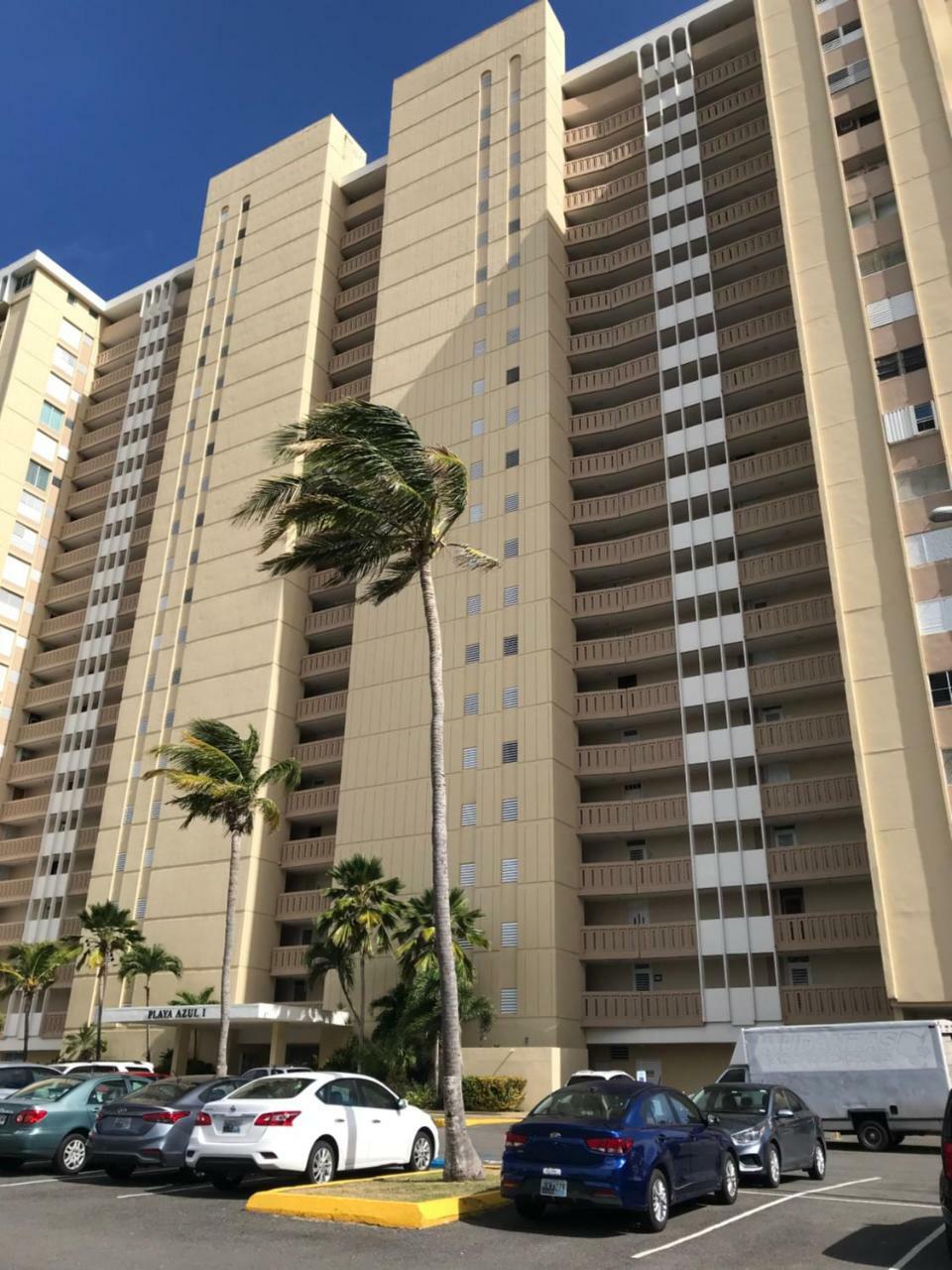 Ocean Front Apartment 루키요 외부 사진